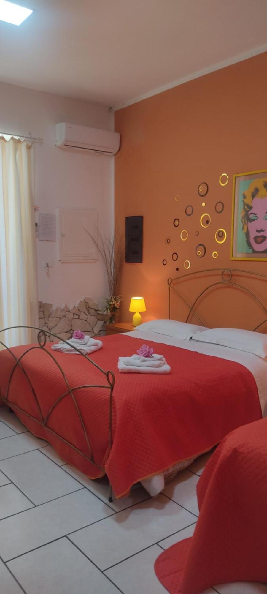 Estia Holidays Apartments - Таормина Стая снимка