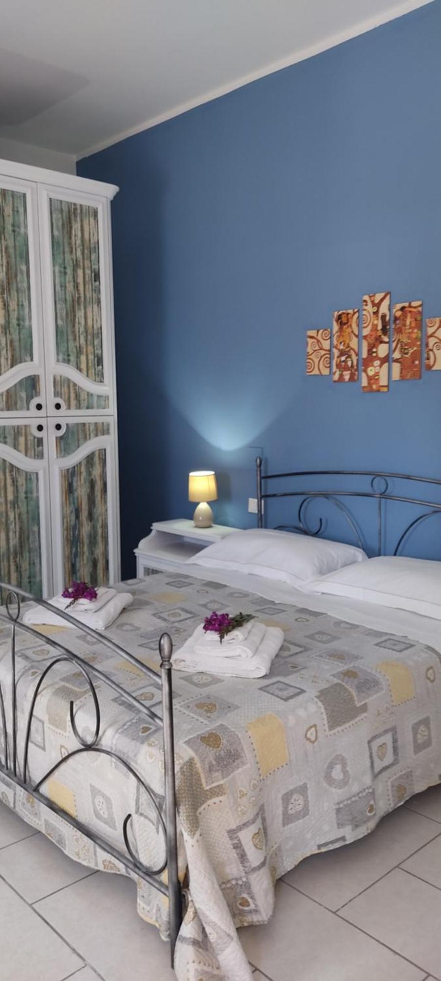 Estia Holidays Apartments - Таормина Стая снимка